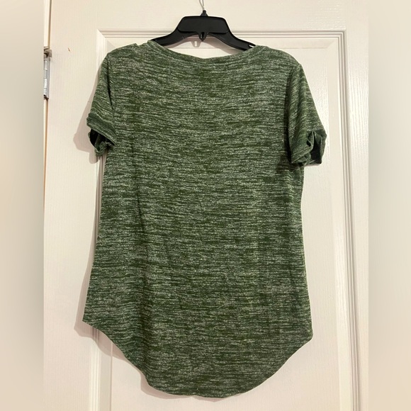 A.n.a Green Shirt - Picture 2 of 3